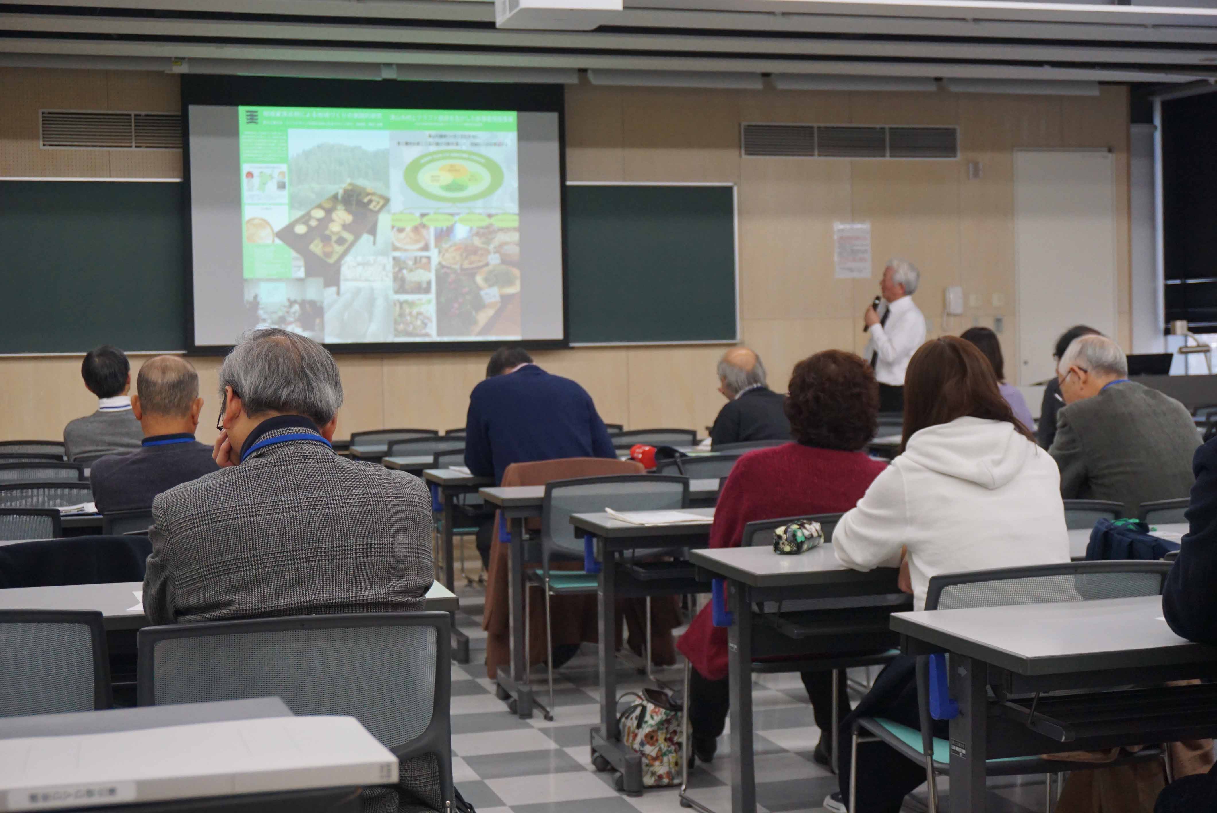 地域の生産と暮らしをデザインする～雄勝硯生産販売組合の再生を事例として～：菊地講師